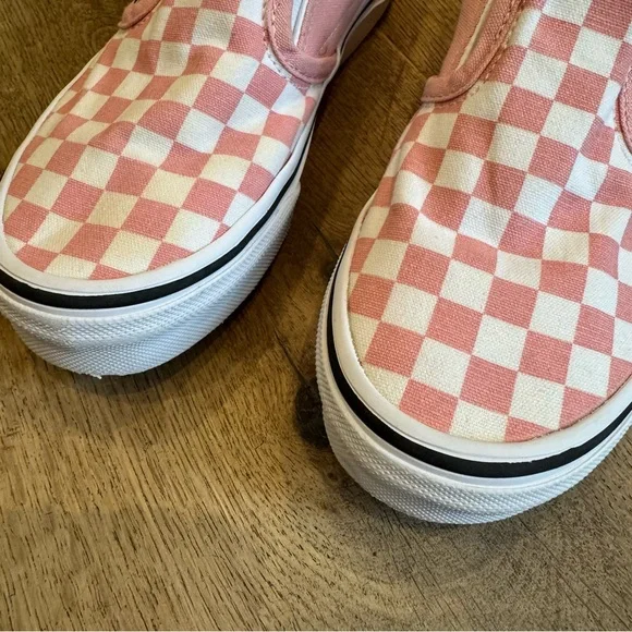 Vans Kids Pink and White Checkered Slip-On Sneakers - Picture 3 of 6